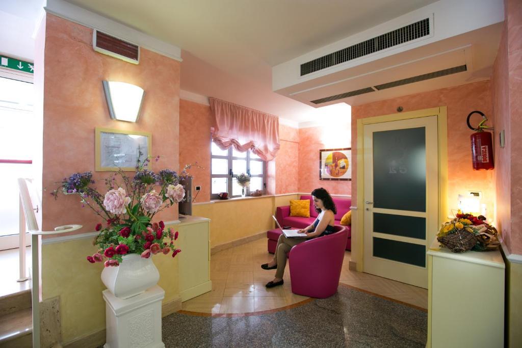 Hotel Le Soleil San Benedetto del Tronto Buitenkant foto