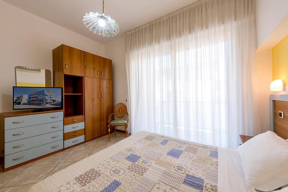 Hotel Le Soleil San Benedetto del Tronto Buitenkant foto